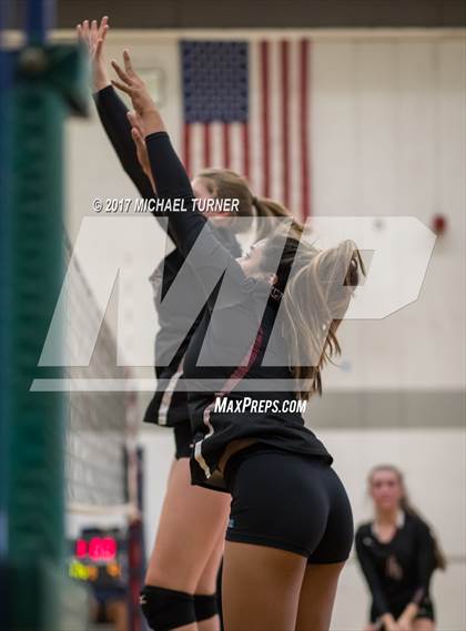 Thumbnail 3 in Pleasant Valley vs. Carondelet (Viking Classic Tournament) photogallery.