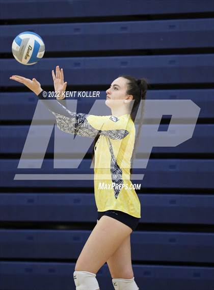 Thumbnail 1 in Mott vs. Grosse Pointe North (Marysville Tournament) photogallery.
