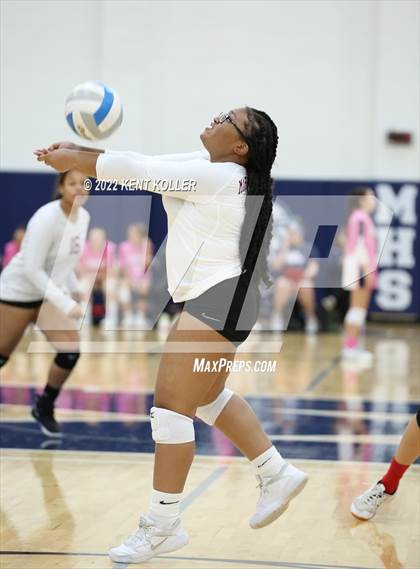 Thumbnail 1 in Mott vs. Grosse Pointe North (Marysville Tournament) photogallery.