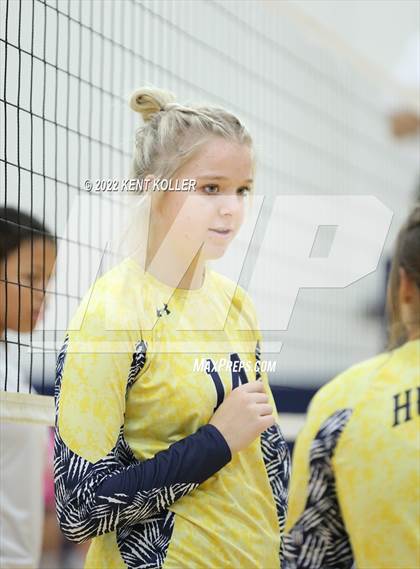Thumbnail 2 in Mott vs. Grosse Pointe North (Marysville Tournament) photogallery.