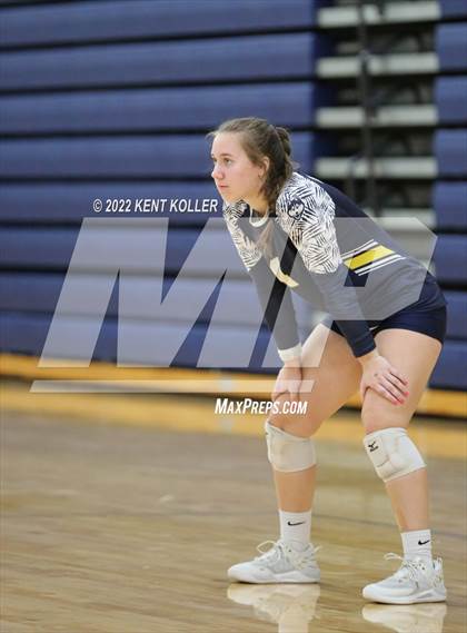 Thumbnail 1 in Mott vs. Grosse Pointe North (Marysville Tournament) photogallery.