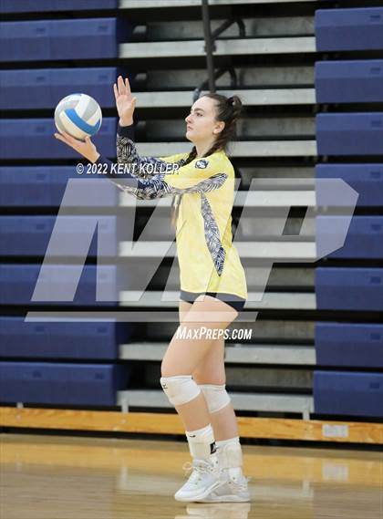 Thumbnail 3 in Mott vs. Grosse Pointe North (Marysville Tournament) photogallery.