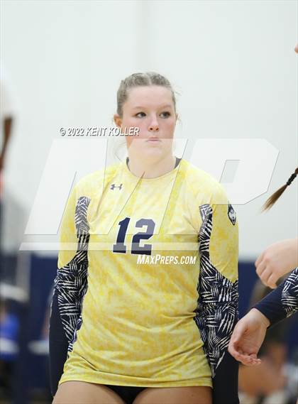 Thumbnail 2 in Mott vs. Grosse Pointe North (Marysville Tournament) photogallery.