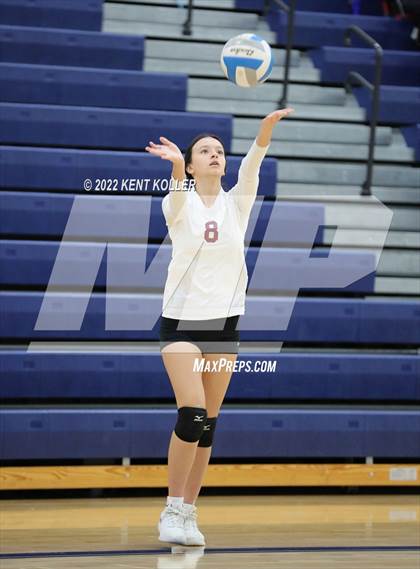 Thumbnail 2 in Mott vs. Grosse Pointe North (Marysville Tournament) photogallery.