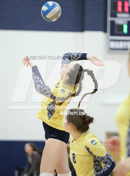 Thumbnail 1 in Mott vs. Grosse Pointe North (Marysville Tournament) photogallery.