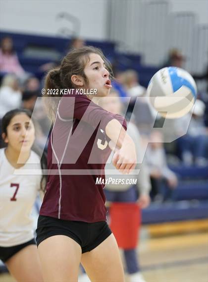 Thumbnail 3 in Mott vs. Grosse Pointe North (Marysville Tournament) photogallery.