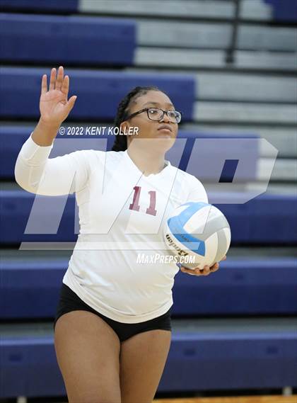 Thumbnail 1 in Mott vs. Grosse Pointe North (Marysville Tournament) photogallery.