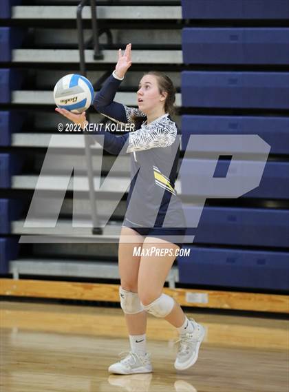Thumbnail 1 in Mott vs. Grosse Pointe North (Marysville Tournament) photogallery.