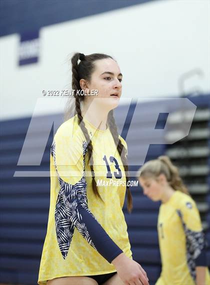 Thumbnail 3 in Mott vs. Grosse Pointe North (Marysville Tournament) photogallery.