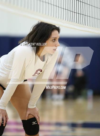 Thumbnail 2 in Mott vs. Grosse Pointe North (Marysville Tournament) photogallery.