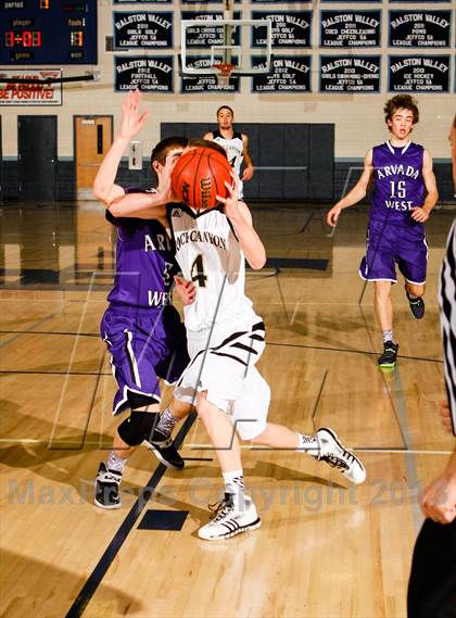 Thumbnail 1 in Rock Canyon vs. Arvada West (Ralston Roundup) photogallery.