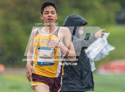 Thumbnail 1 in 50th Annual Loucks Games (The Loucks Mile - Men) photogallery.