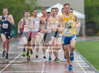 Thumbnail 1 in 50th Annual Loucks Games (The Loucks Mile - Men) photogallery.