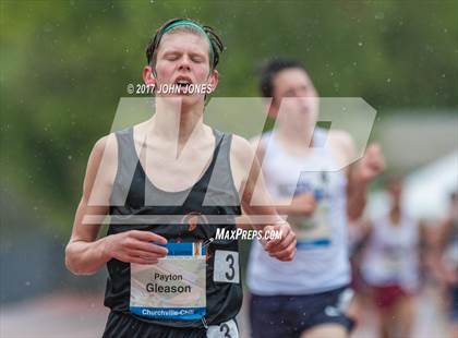 Thumbnail 3 in 50th Annual Loucks Games (The Loucks Mile - Men) photogallery.