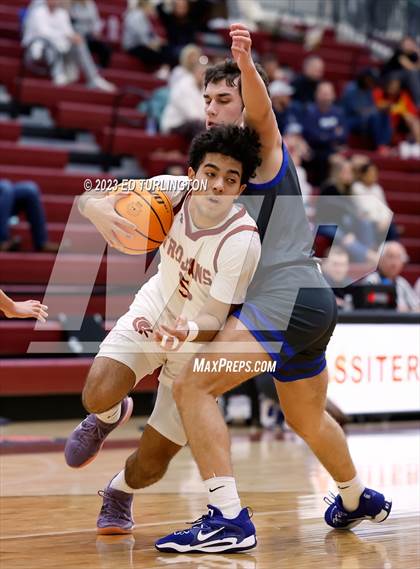 Thumbnail 1 in Walton @ Lassiter photogallery.