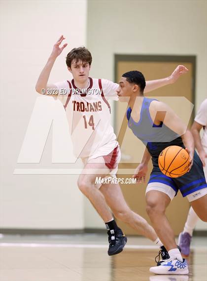 Thumbnail 3 in Walton @ Lassiter photogallery.