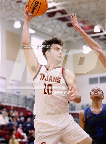 Thumbnail 3 in Walton @ Lassiter photogallery.