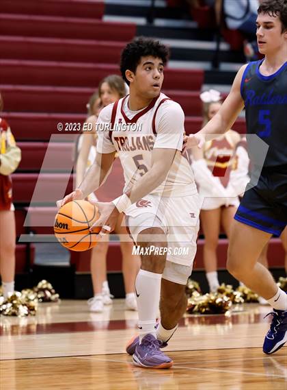 Thumbnail 1 in Walton @ Lassiter photogallery.