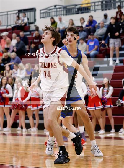 Thumbnail 1 in Walton @ Lassiter photogallery.