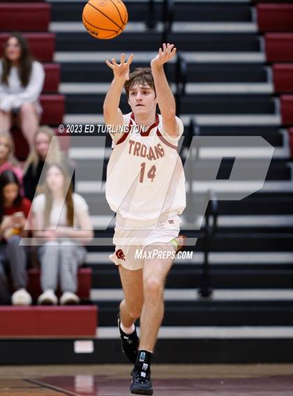 Thumbnail 1 in Walton @ Lassiter photogallery.