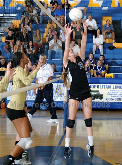 Thumbnail 1 in Newbury Park @ Agoura photogallery.