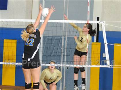 Thumbnail 1 in Newbury Park @ Agoura photogallery.