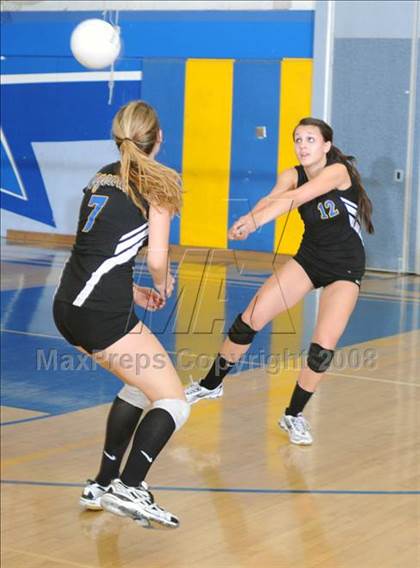 Thumbnail 2 in Newbury Park @ Agoura photogallery.