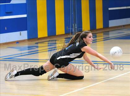 Thumbnail 1 in Newbury Park @ Agoura photogallery.