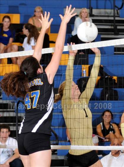 Thumbnail 2 in Newbury Park @ Agoura photogallery.