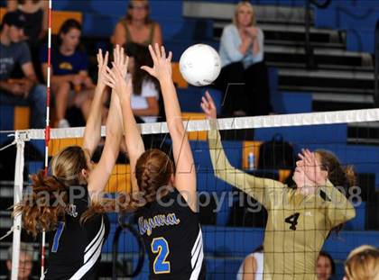 Thumbnail 1 in Newbury Park @ Agoura photogallery.
