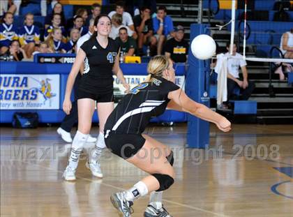 Thumbnail 1 in Newbury Park @ Agoura photogallery.