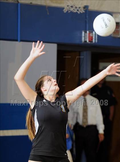 Thumbnail 1 in Newbury Park @ Agoura photogallery.