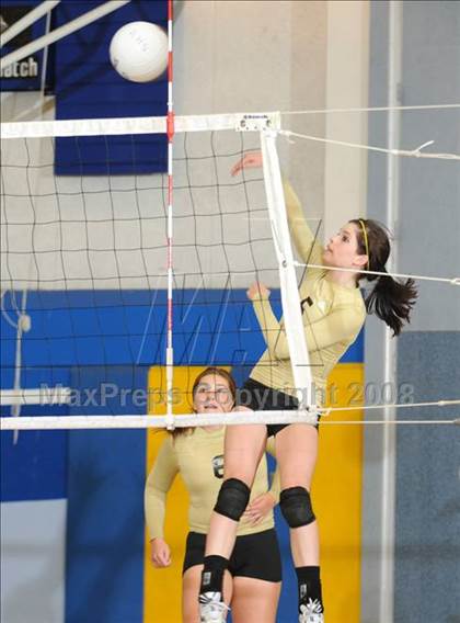 Thumbnail 2 in Newbury Park @ Agoura photogallery.