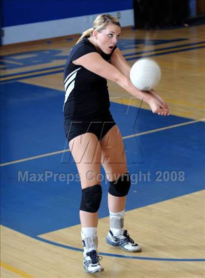 Thumbnail 2 in Newbury Park @ Agoura photogallery.