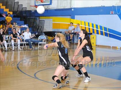 Thumbnail 1 in Newbury Park @ Agoura photogallery.