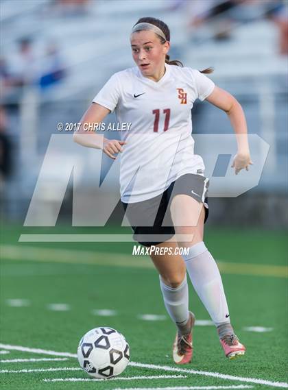 Thumbnail 2 in Dobyns-Bennett vs. Science Hill photogallery.