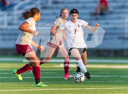 Thumbnail 1 in Dobyns-Bennett vs. Science Hill photogallery.