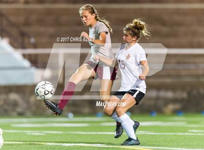 Thumbnail 1 in Dobyns-Bennett vs. Science Hill photogallery.