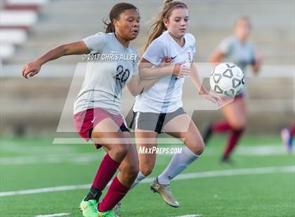 Thumbnail 1 in Dobyns-Bennett vs. Science Hill photogallery.