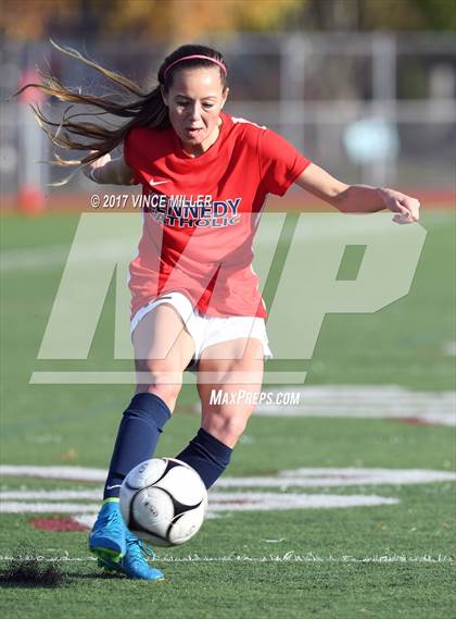 Thumbnail 3 in Kennedy Catholic vs. Camas (WIAA 4A 3rd Place Final)  photogallery.