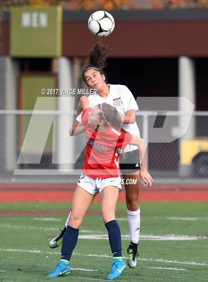 Thumbnail 3 in Kennedy Catholic vs. Camas (WIAA 4A 3rd Place Final)  photogallery.