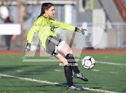 Thumbnail 3 in Kennedy Catholic vs. Camas (WIAA 4A 3rd Place Final)  photogallery.