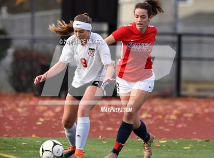 Thumbnail 3 in Kennedy Catholic vs. Camas (WIAA 4A 3rd Place Final)  photogallery.