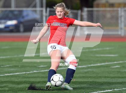 Thumbnail 1 in Kennedy Catholic vs. Camas (WIAA 4A 3rd Place Final)  photogallery.