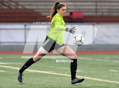 Thumbnail 2 in Kennedy Catholic vs. Camas (WIAA 4A 3rd Place Final)  photogallery.