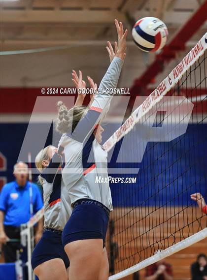 Thumbnail 2 in Jacksonville @ West Carteret photogallery.