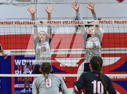 Thumbnail 3 in Jacksonville @ West Carteret photogallery.