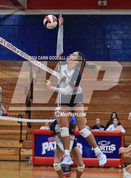 Thumbnail 3 in Jacksonville @ West Carteret photogallery.