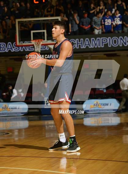 Thumbnail 3 in Hastings vs. Byram Hills (NYSPHSAA Section 1 Class B Semifinal) photogallery.