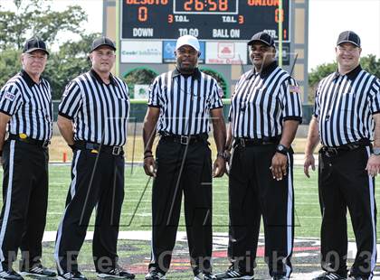 Thumbnail 2 in DeSoto vs. Union photogallery.